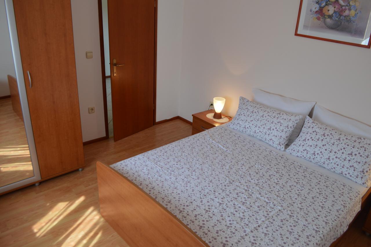 Apartment M&M Marasi Bagian luar foto