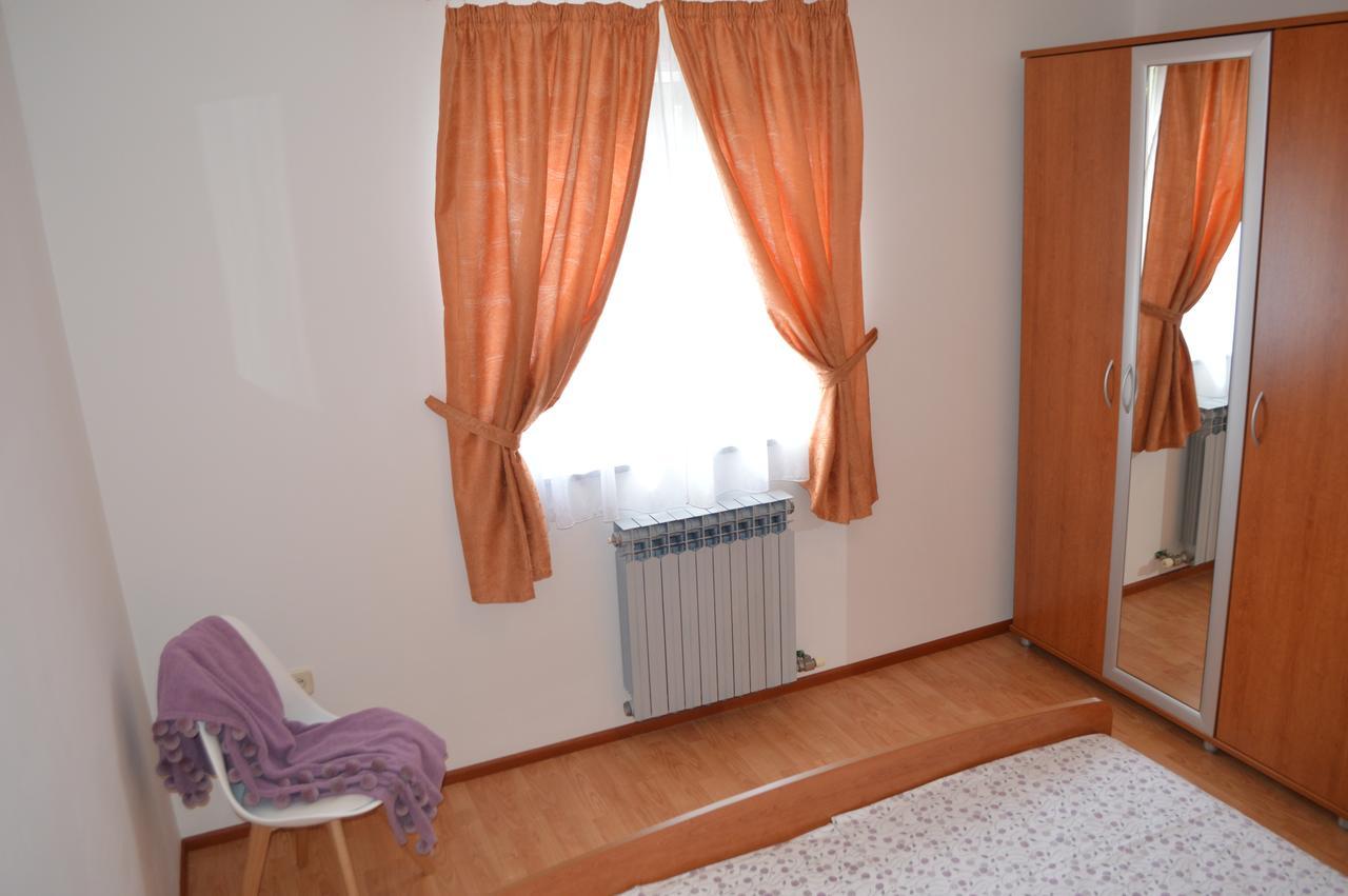 Apartment M&M Marasi Bagian luar foto